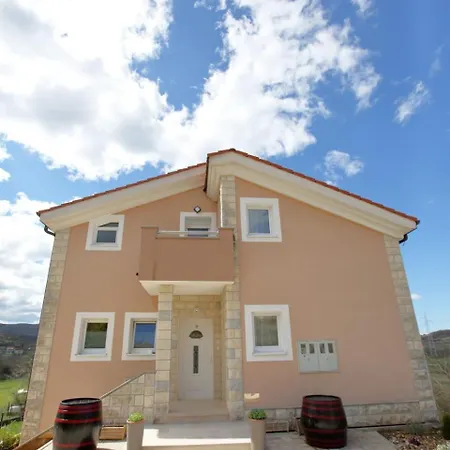 Marana Vila
